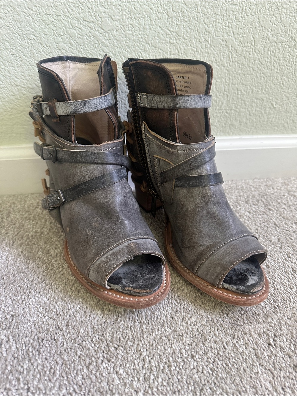 FREEBIRD Carter in Ice/Gray Open-Toe Leather Ankle Boots (size 7)